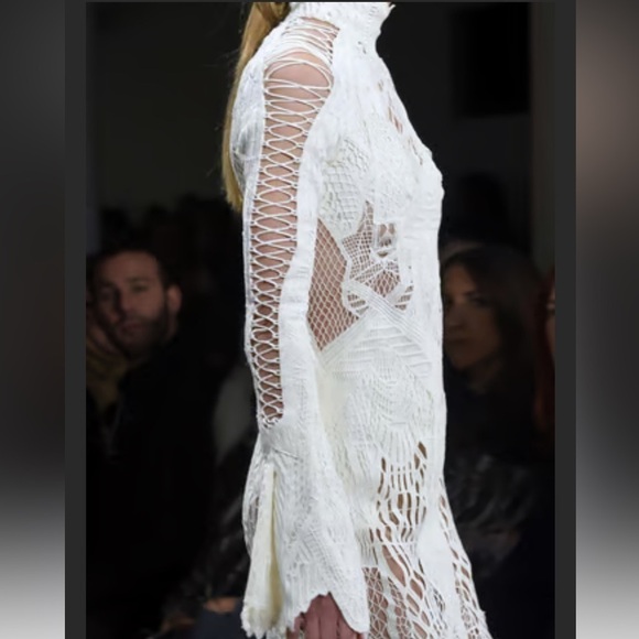 New Jonathan Simkhai Guipure Lace Gown - Picture 5 of 13